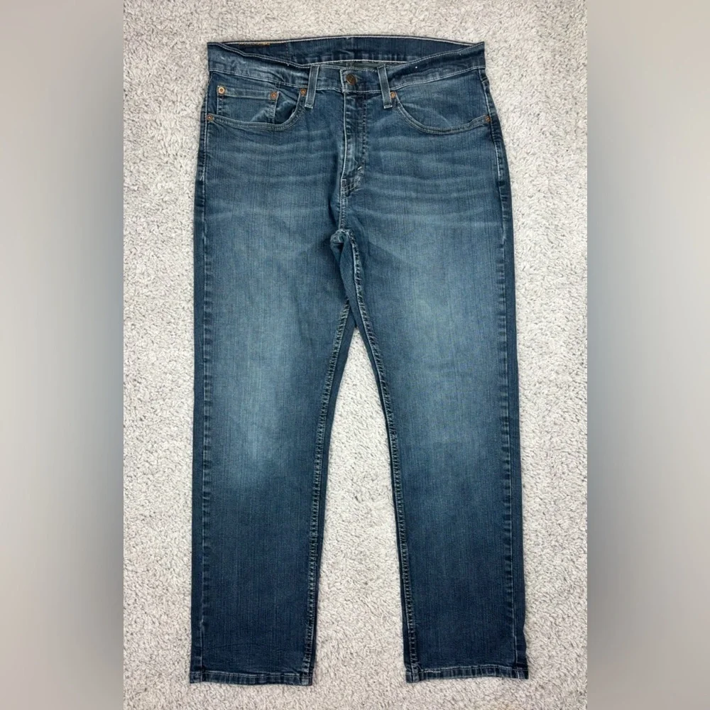 Levi's Jeans Mens 32 x 30 559 Relaxed Straight Fit Classic Denim Casual Basic
